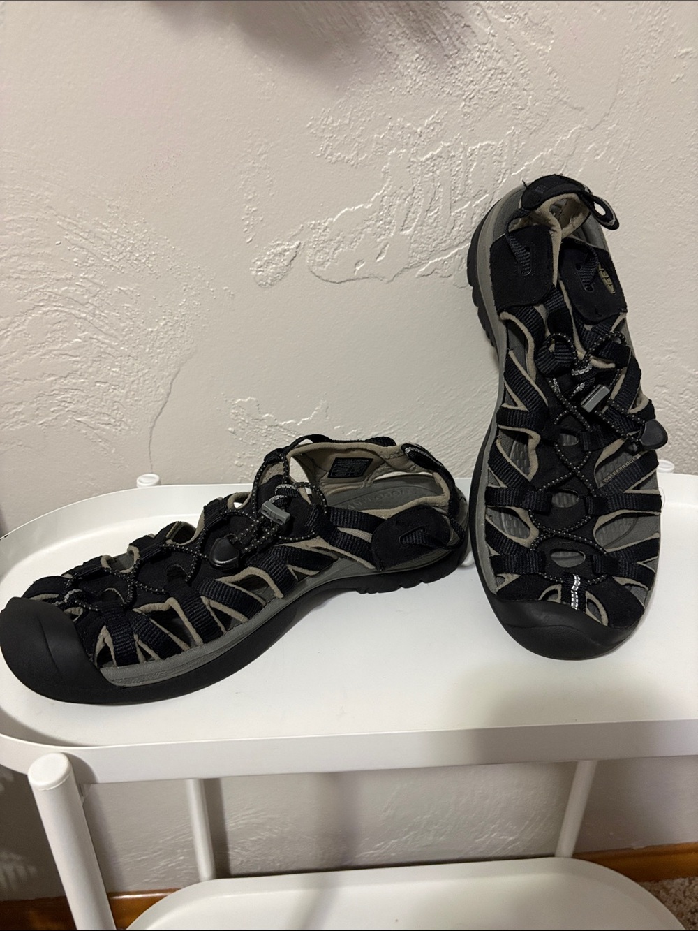 Keen Black and Tan Closed-Toe Outdoor Sandals